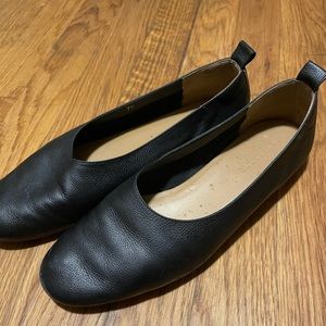 Everlane day glove flats